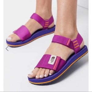 NWT north face Skeena sandal